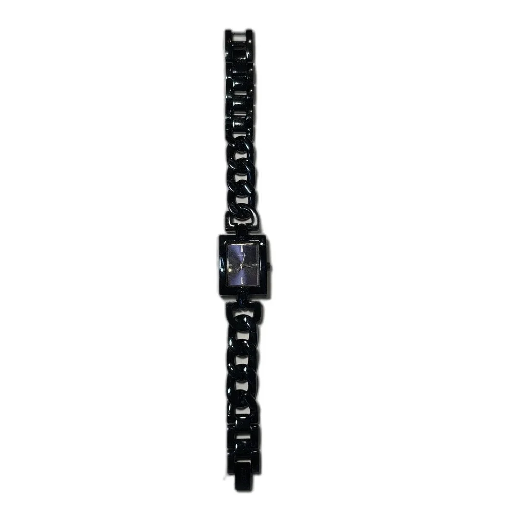 GUESS Women’s Blue Stainless Steel Watch (U0437L4)